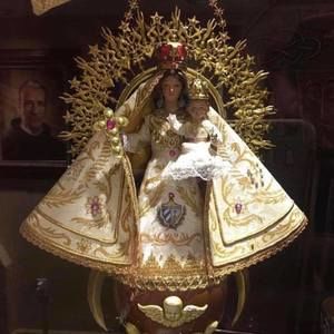 Meet your Posher, Daneyis